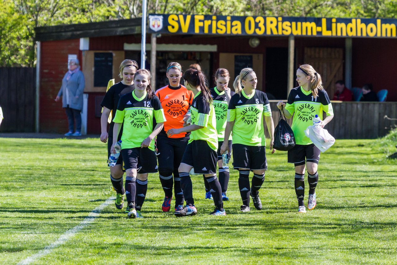 Bild 87 - Frauen SV Frisia 03 Risum Lindholm - Heider SV : Ergebnis: 8:0